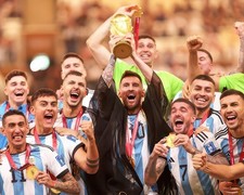 Lionel Messi Argentina Lifts Trophy World Cup 8x10 Photo Print Soccer Poster picture