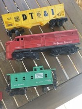 Vintage Lionel Set (5 Trains) Texas Special 1055 Engine and More picture