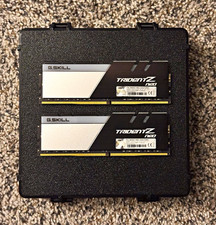 G.SKILL Trident Z Neo 32GB (2x16GB) DDR4-3600 PC4-28800 DIMM F4-3600C16D-32GTZNC picture