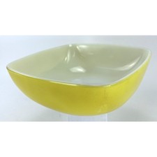 Vintage Pyrex #525B-025 Primary Yellow 2 1/2 Qt. Square Hostess Ovenware Bowl picture