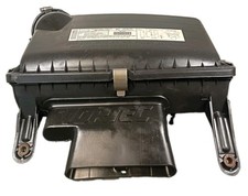 1996-2000 Chevrolet Express 7.4L Air Filter Housing 25147169 picture
