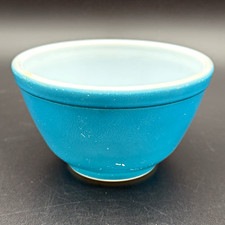 Vintage Pyrex Turquoise Solid Blue Mixing Bowl 401 1.5 Pint Milk Glass USA 1950s picture