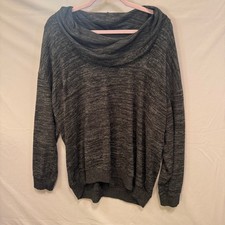 Torrid Super Soft Plush gray cowl neck top size 2 picture