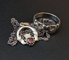 Vintage SOLVAR Ireland 925 Sterling Claddagh Ring & Necklace Red CZ  Stone picture