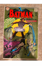 DC Comics Batman #189 (1967) Batman vs The Scarecrow Fright of the Scarecrow picture