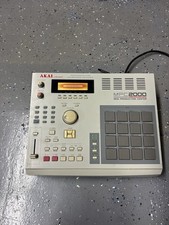 Akai MPC 2000 Digital Sampler & MIDI Sequencer Vintage MPC2000 picture