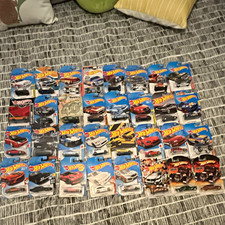 Hot Wheels big lot lot of 32 picture