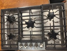 Thermador SGSXP305TS Masterpiece® 30 Inch Wide 5 Burner Gas Cooktop picture