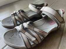 TEVA TIRRA 4266 Women’s 7 Beige/Taupe Strappy Hiking Sandals Water Outdoors EUC picture