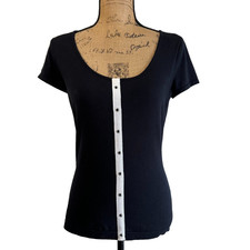 Carlisle Navy White Contrast Grommet Knit Top Short Sleeve Scoop Neck Sz M picture