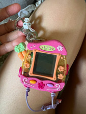 Hasbro Littlest Pet Shop LPS Electronic Virtual Pet Keychain Bunny 2006 Works picture