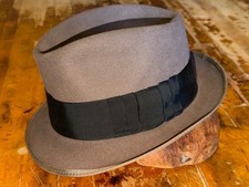 Vintage Stephen L. Stetson “Manhattan” Fedora 7 3/8 Shark Gill Ribbon 1963 picture