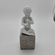 Lladró Creating Figurine – A Timeless Collectible 01018283. picture