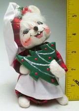 Annalee 2005 Christmas 6” Mouse Cookie Chef Mobility Doll with sown in Tag picture
