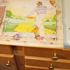 Elton John Goodbye Yellow Brick Road 12