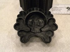Skull & Crossbones Bath Bomb Mold picture