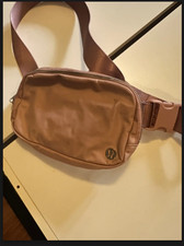 Lululemon Everywhere Belt Bag 1L Pink Pastel OG Original Strap Fanny Pack picture