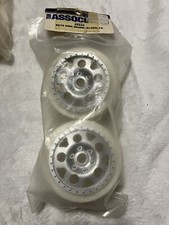 Team Associated (Front) SC10 KMC Wheel 1 Pair #9805 picture