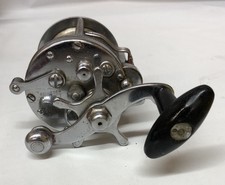 Pflueger Rocket No. 1365 Vintage Level Wind Bait Casting Fishing Reel Made USA picture