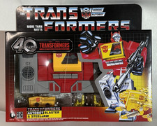 *CREASED BOX* Transformers Retro 40th Ann Autobot BLASTER & STEELJAW G1 Reissue picture
