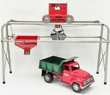 Vintage 1956 Tonka Aerial Sand Loader Set 825 Rare V Grille Pressed Steel Truck picture