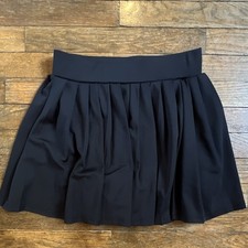 Indero Women's Active Skort Size Medium  92% Polyester 8% Spandex picture