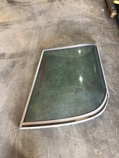 95 Sea Ray Sundancer 290 Windshield Wind Shield Left Corner front curved Glass picture