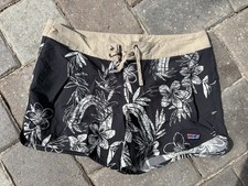 Patagonia Women's Wavefarer Boardshorts 5