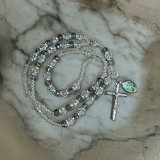 Our Lady of Fatima Handcrafted and exquisite Clear Crystal 10mm Beads Catholic picture