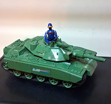 Hasbro G.I. Joe Vintage Tank Playset w/ Figure & Rifle Green 1982 picture