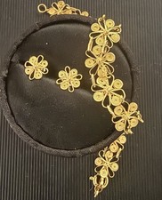 ESSEFFE Sardinia Filigree 750 Yellow Gold Floral Handmade Bracelet & Earrings picture