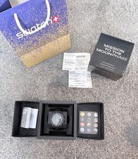 Omega x Swatch Moonswatch - Mission to the Moonphase - Snoopy Black picture