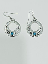 BEAUTIFUL VINTAGE STERLING SILVER NAVAJO DANGLE HOOP EARRINGS W/ TURQUOISE STONE picture