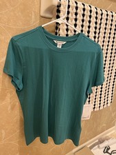 Women's *NWT Athleta favorite cotton tshirt size Medium green crew neck picture