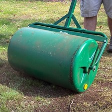 LANDZIE 24 Inch Poly Lawn Roller - 22.5 Gallon Lawn Roller picture