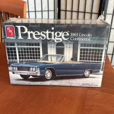 AMT/Ertl Prestige 1965 Lincoln Continental 1:25 Model Kit #6504 -1987 NEW SEALED picture