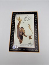 Oscar Robertson Signed 6x9 Photo Autographed Beckett BAS picture