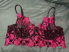 Torrid Women's Pink Floral Lace Underwire Size 2 (18-20) picture