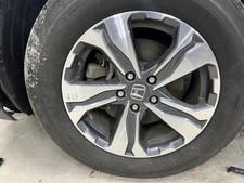 Wheel 17x7-1/2 Alloy Machined And Gray Painted Fits 17-22 CR-V 223656 picture