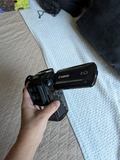 cannon vixia hf r20 picture