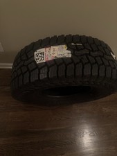 Falken Wildpeak A/T4W LT 305/70R16 124/121R E (10 Ply). solo tengo una unidad picture