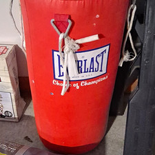New Ones Are Less Durable. Good Luck. USA Everlast Punching/MMA Bag. picture