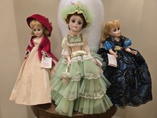 Madame Alexander Godey Portrait Doll Blonde Blue Eyes Red Velvet  21