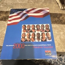 2000 Team USA Men's Olympic Basketball Official Media Guide Original Vintage picture