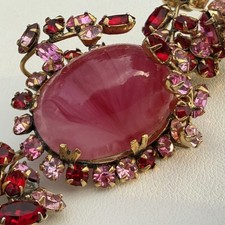 VTG Signed SCHREINER NY Brooch Pin Pink Swirl Glass Cabochon Red Rhinestones 3