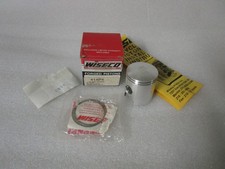 1977-78 Suzuki RM100 Wiseco Piston Assembly 414P4 0.040 O/S picture