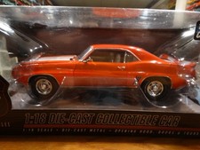 Highway 61 1:18 1969 Chevy Camaro Z28 Hugger Orange/white Stripes  1 Of 600 picture
