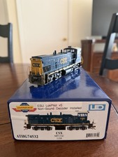 Athearn Genesis CSX MP15AC w ESU LokPilot picture