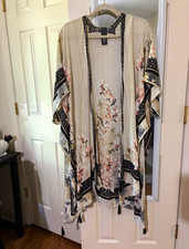Vince Camuto Women's One Size Ivory Floral Open Front V-Neck Kimono Tassel picture