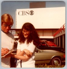 Vtg Color Snapshot Man Signing Autograph For Woman Cbs Television City 1978 picture